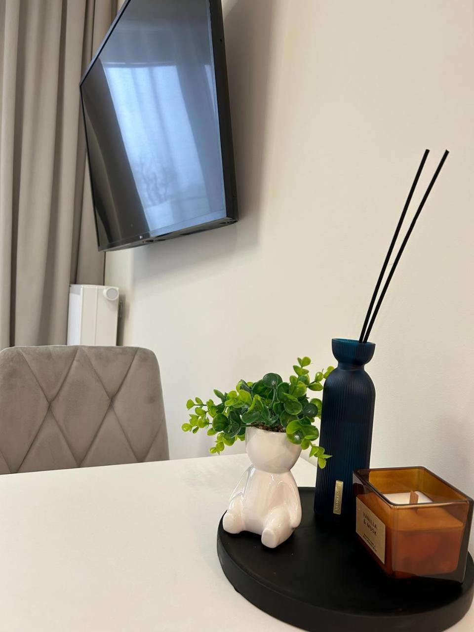 Warsaw Airport Apartment Екстер'єр фото